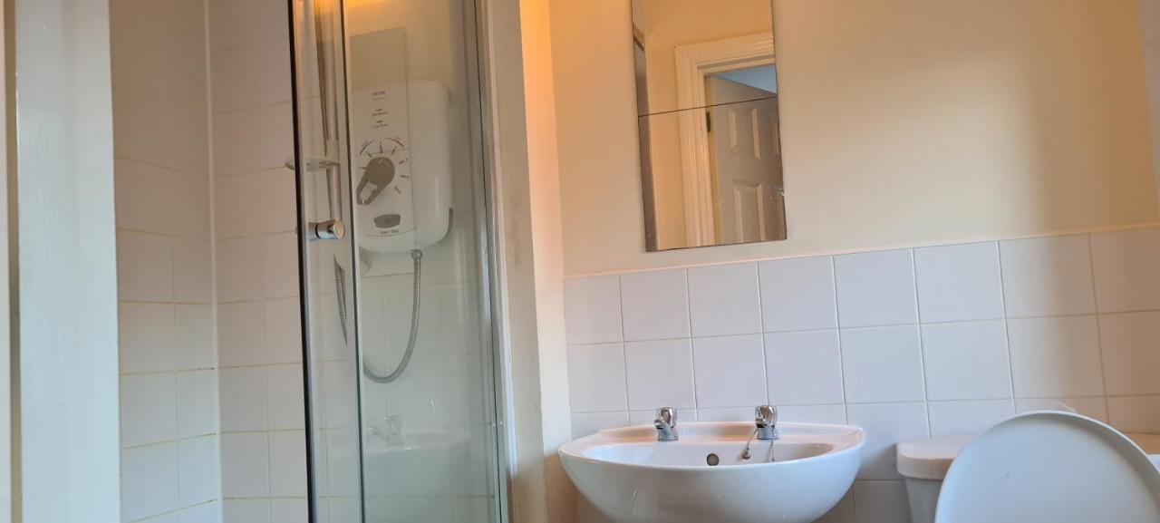Exquisite Reserves Mk Apartment Милтън Кейнс Екстериор снимка